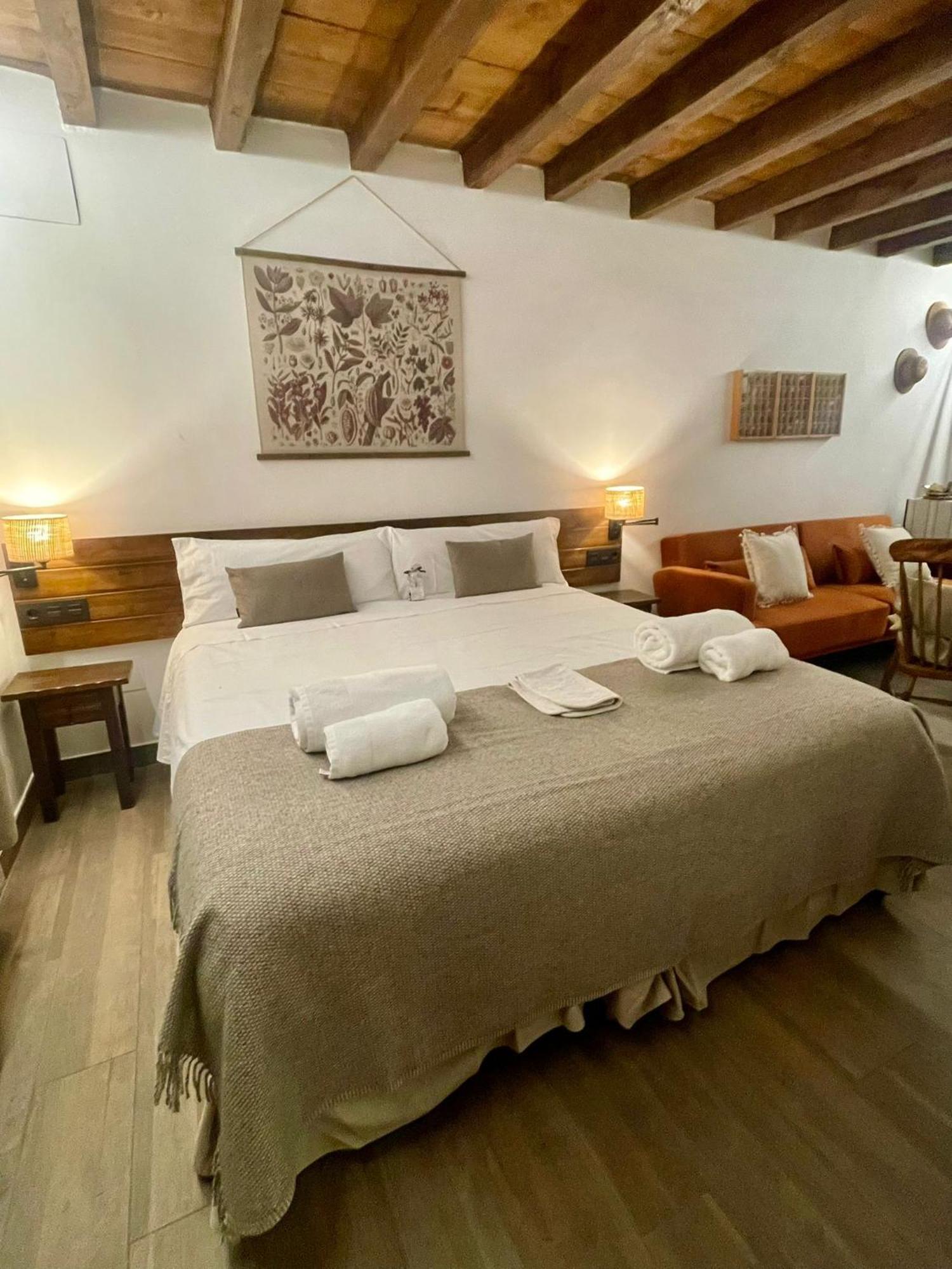 La Casa Del Cantero Pinilla del Valle Extérieur photo
